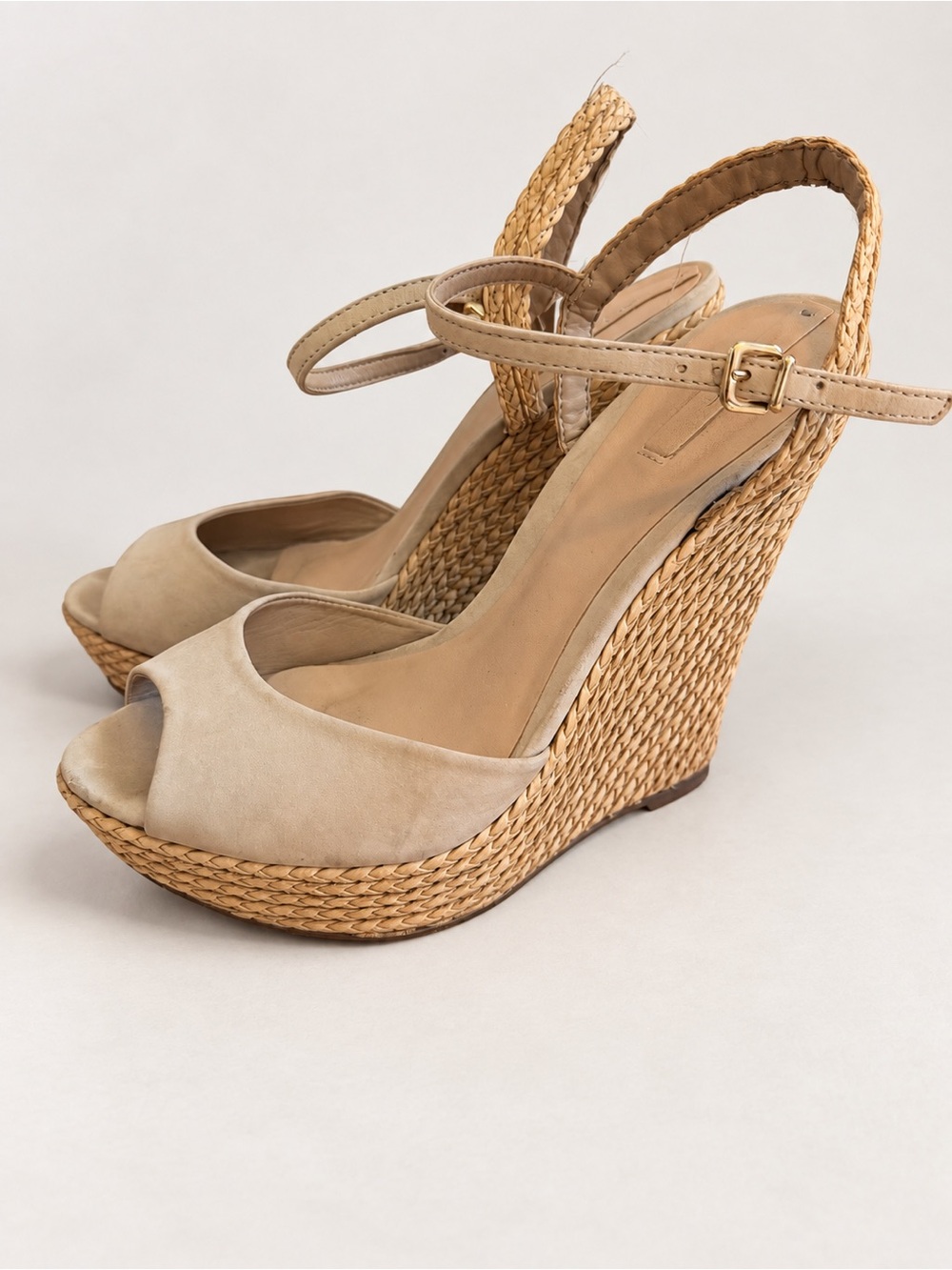 ALDO Beige Braided Wedge Sandals with Ankle Strap - Women 8.5